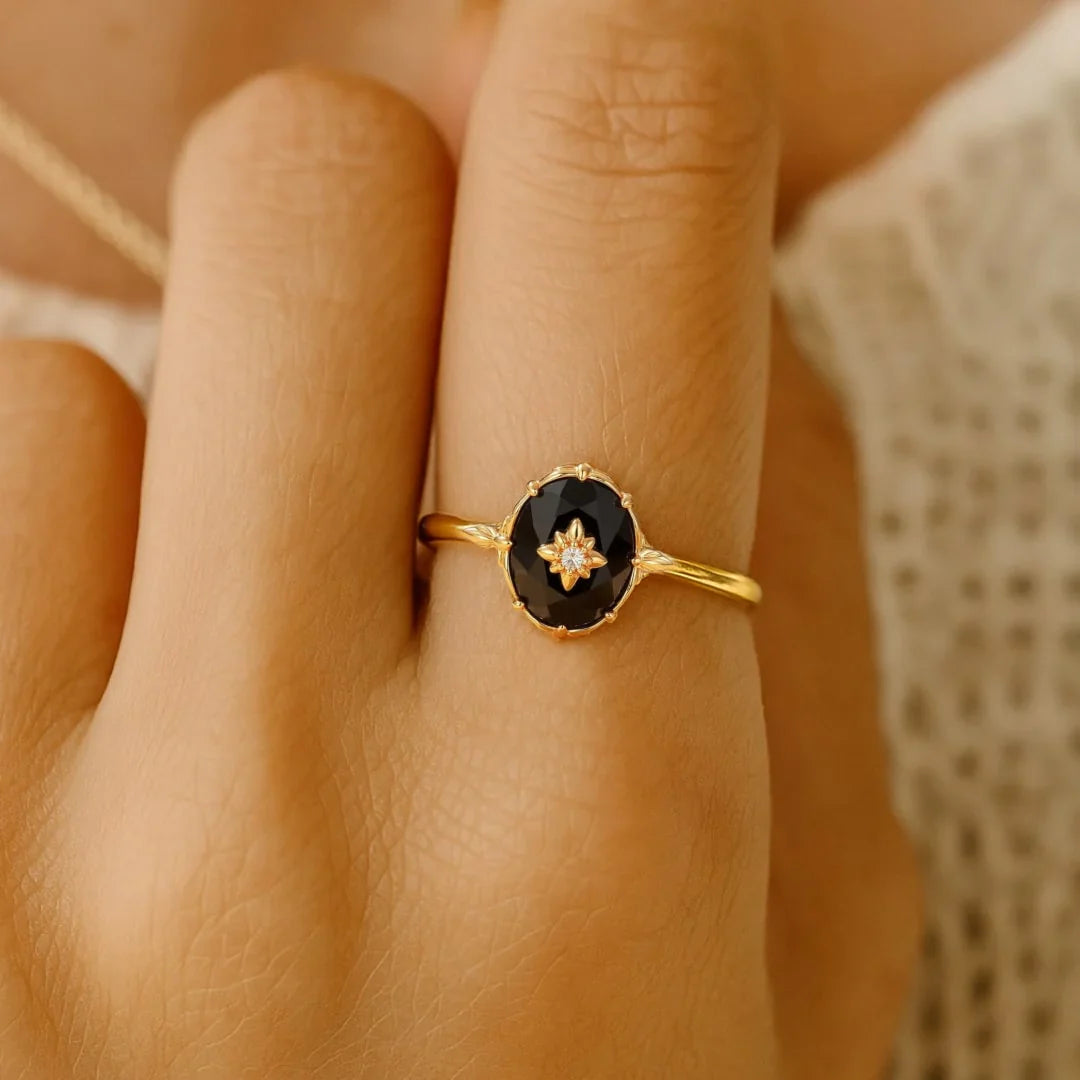 Anillo Ajustable "Encanto Nocturno" en Ágata Negra 