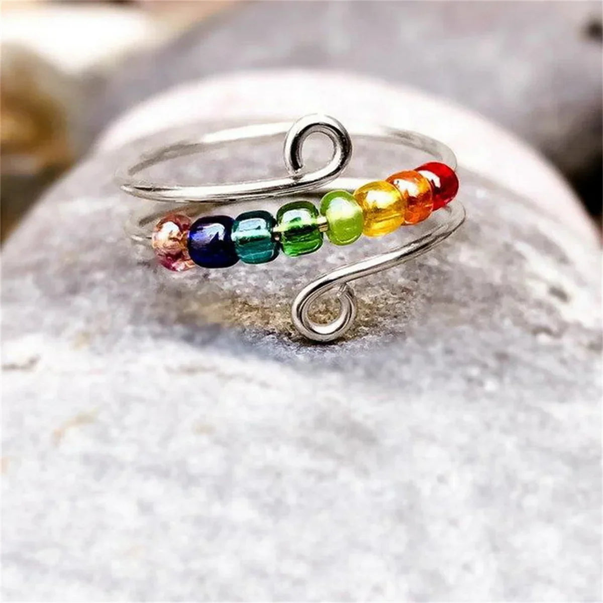Anillo estilo bohemio anti-estrés con perlas giratorias plata