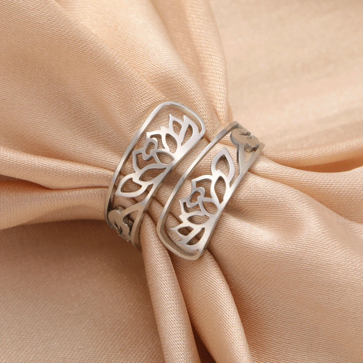 Anillo con Flores de Loto plata