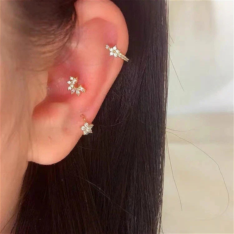 Pendientes Aros Estrellas en Circonio plateado