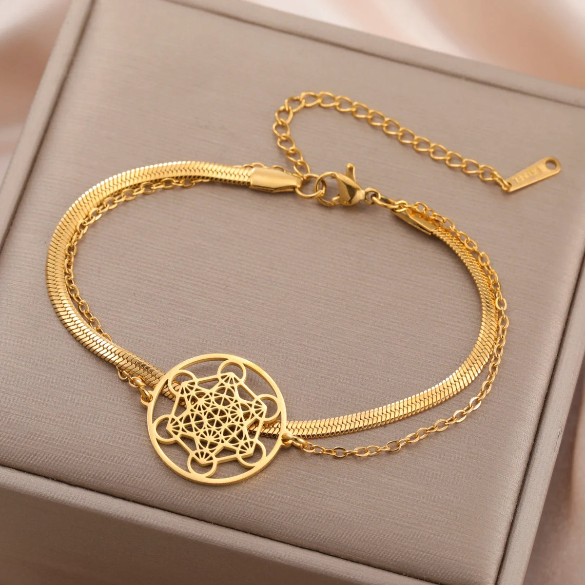 Pulsera con Colgante Cubo de Metatrón oro