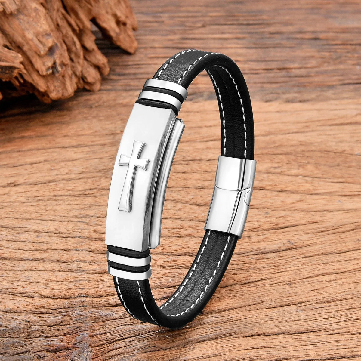 Pulsera Cruz De Cuero Negro estilo a blanco