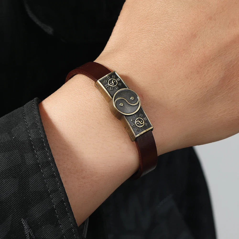 Pulsera de Cuero Yin Yang marrón