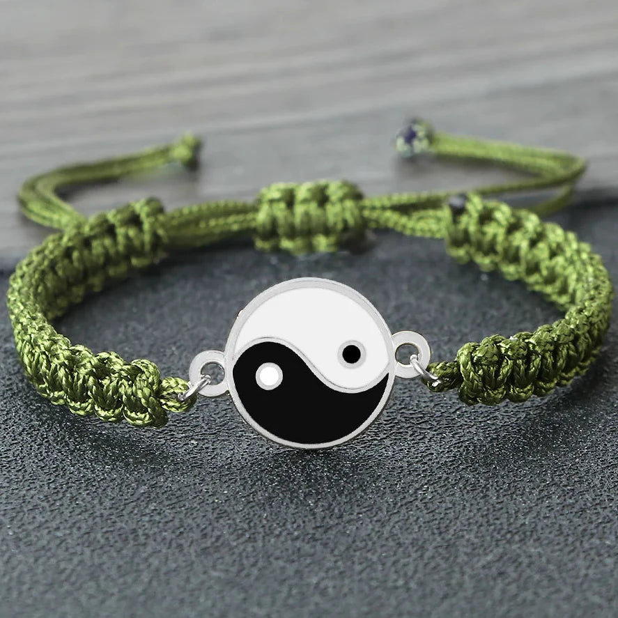 Pulsera Trenzada Yin Yang verde y plata