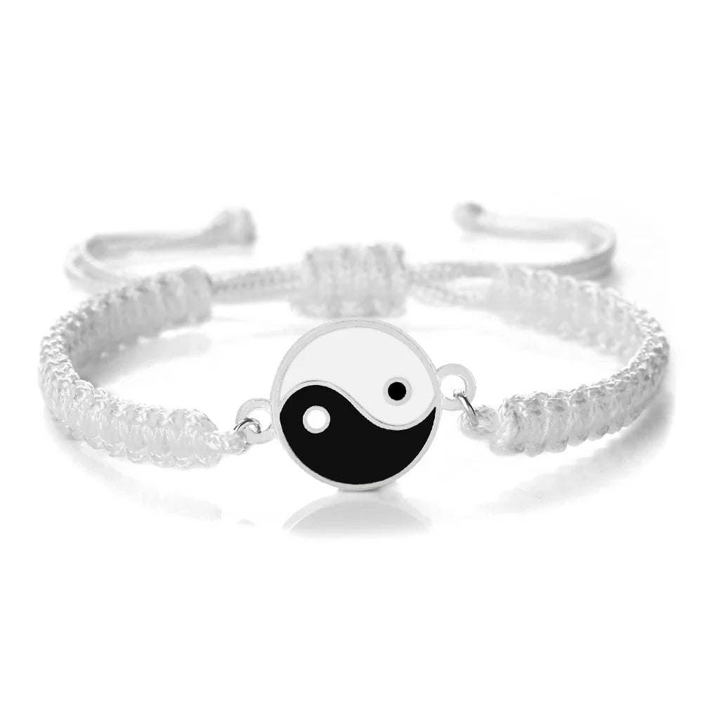 Pulsera Trenzada Yin Yang blanco y plata
