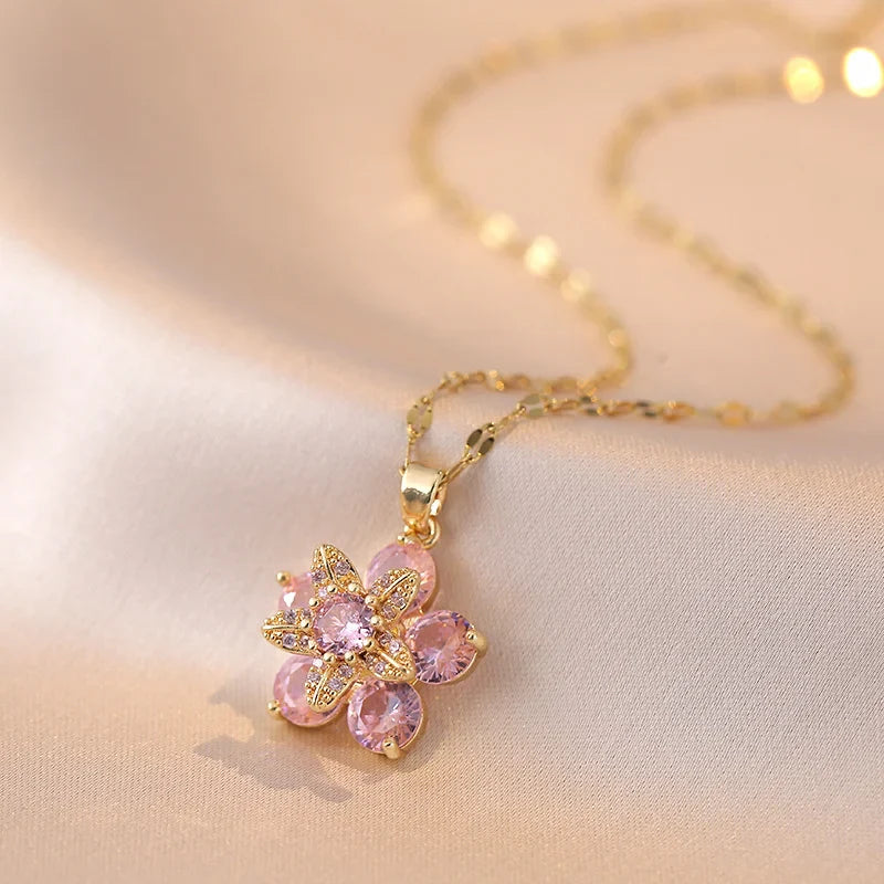 Collar Colgante Flor de Zirconia rosa