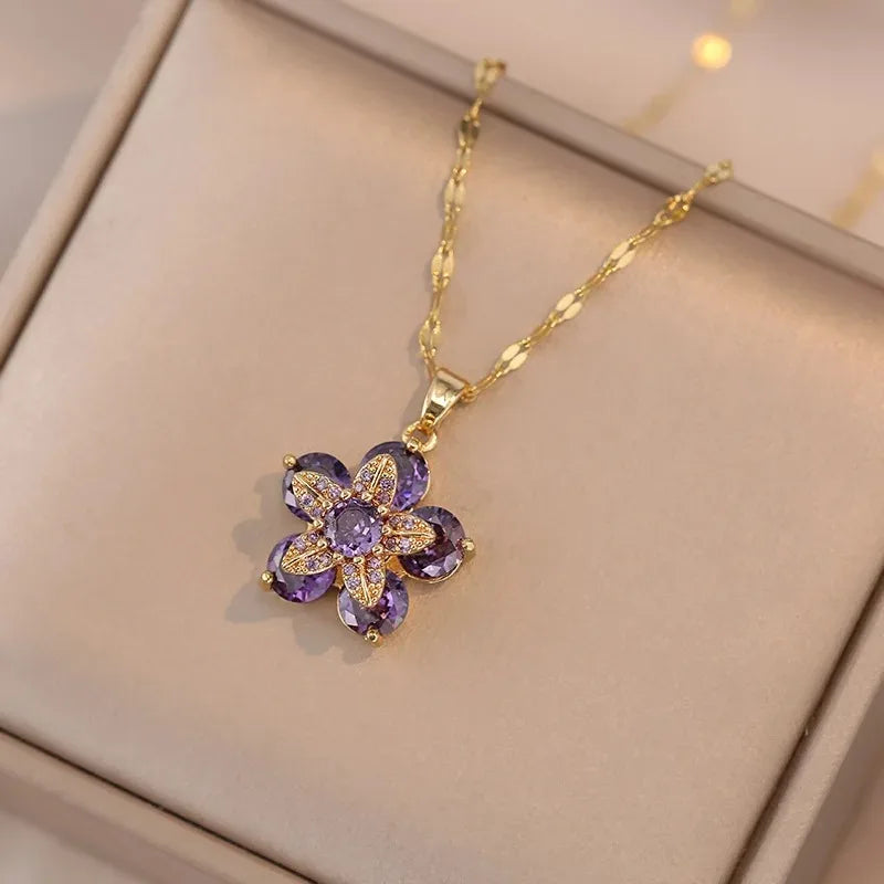 Collar Colgante Flor de Zirconia violeta