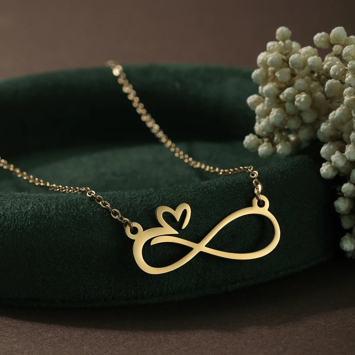 Collar Colgante Infinito Corazón oro