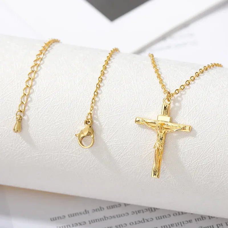 Collar y Colgante Cruz Jesús para Hombre