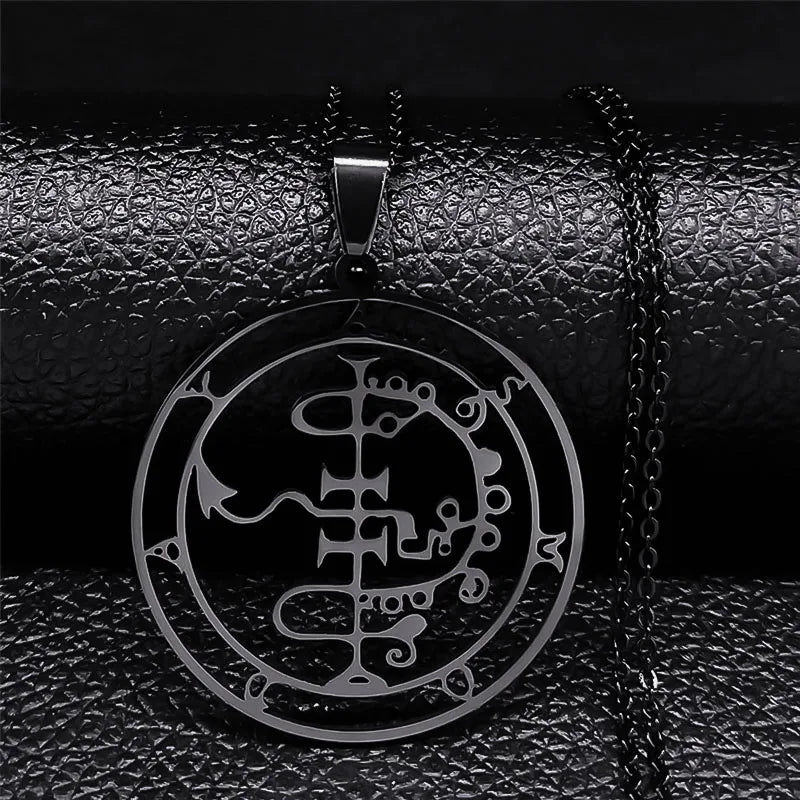 Collar Satánico Colgante Espíritu Demoníaco asmoday negro