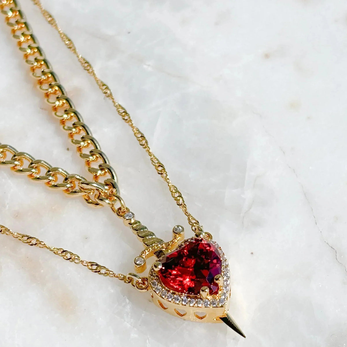 Collares con Colgante Espada y Corazón para Parejas