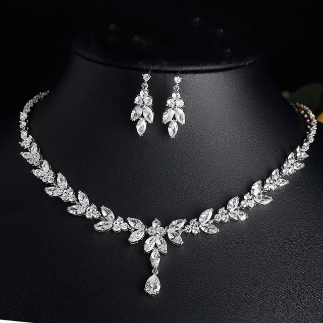 Juego de Collar y Pendientes de Boda en Plata