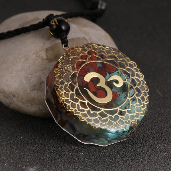 Collar con Colgante de Orgonita de Protección y Meditación para Hombre o Mujer
